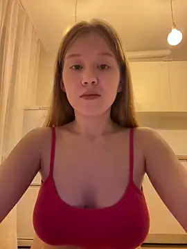 Snapshot of Eva_Weyne chatting on 06-08-26, 09:26 Eva Weyne online show from 06-08-26, 09:26