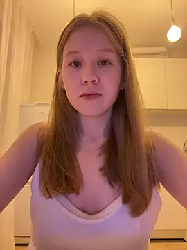 Snapshot of Eva_Weyne chatting on 07-01-26, 10:10 Eva Weyne online show from 07-01-26, 10:10