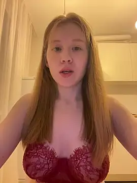 Snapshot of Eva_Weyne chatting on 07-04-26, 09:41 Eva Weyne online show from 07-04-26, 09:41