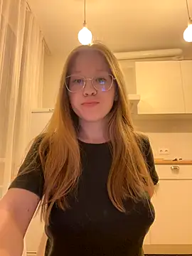 Eva Weyne online show from 09-17-25, 08:11