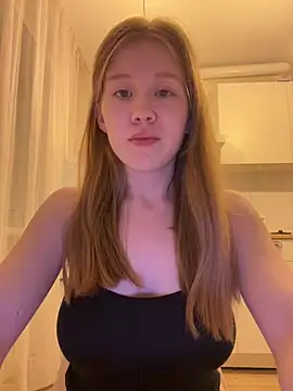 Snapshot of Eva_Weyne chatting on 08-07-26, 10:27 Eva Weyne online show from 08-07-26, 10:27