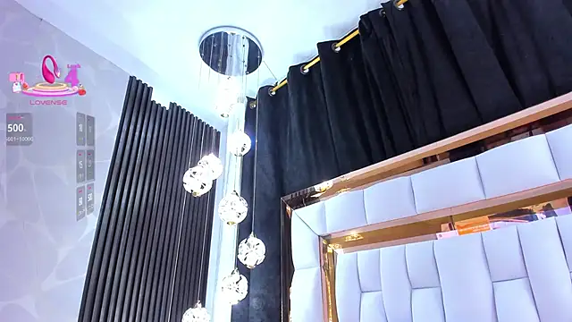 SarayRoyse online show from 04-08-26, 07:26