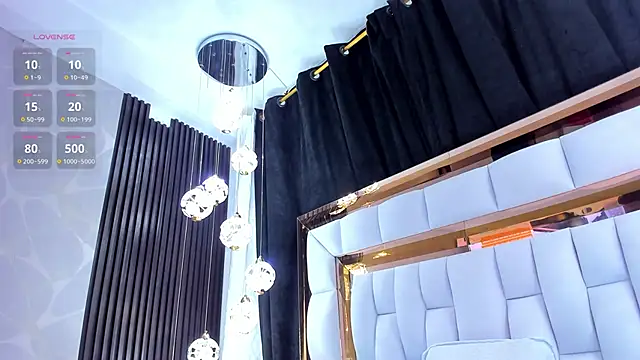 Snapshot of SarayRoyse chatting on 02-02-26, 07:35 SarayRoyse online show from 02-02-26, 07:35