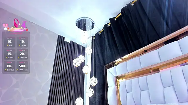 Snapshot of SarayRoyse chatting on 09-10-25, 07:35 SarayRoyse online show from 09-10-25, 07:35