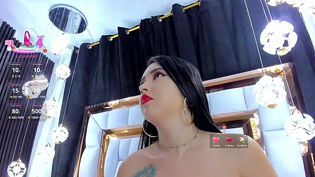 Snapshot of SarayRoyse chatting on 02-14-26, 07:36 SarayRoyse online show from 02-14-26, 07:36