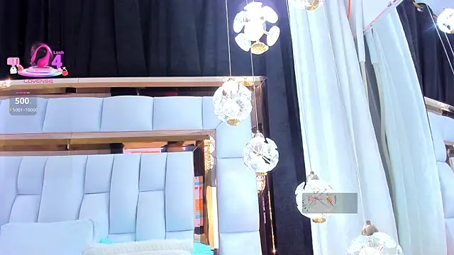 Snapshot of SarayRoyse chatting on 02-20-26, 07:38 SarayRoyse online show from 02-20-26, 07:38