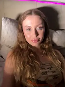 Sweet  Milly online show from 04-25-26, 06:05