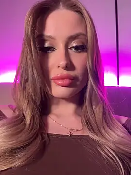 Snapshot of Sweet__Milly chatting on 02-28-26, 05:12 Sweet Milly online show from 02-28-26, 05:12