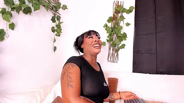 Snapshot of LexiieGrey chatting on 04-29-26, 03:16 LexiieGrey online show from 04-29-26, 03:16