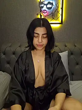 Snapshot of Esmertarcinim chatting on 02-21-26, 08:11 Esmertarcinim online show from 02-21-26, 08:11