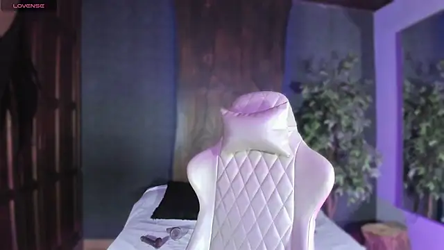 Evelynn online show from 09-25-25, 11:38