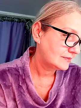 irinamaux online show from 01-13-26, 06:17