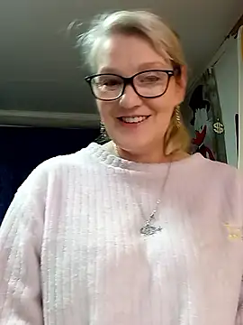 irinamaux online show from 05-11-26, 02:45