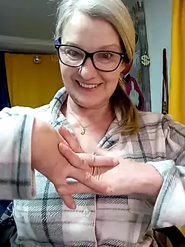 irinamaux online show from 03-26-26, 05:22