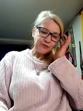 irinamaux online show from 04-09-26, 03:08