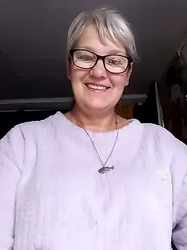 Snapshot of irinamaux chatting on 07-05-26, 05:14 irinamaux online show from 07-05-26, 05:14