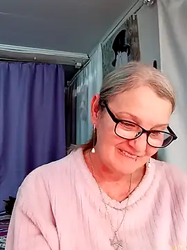 irinamaux online show from 01-17-26, 08:07