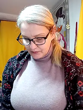 irinamaux online show from 03-18-26, 06:49