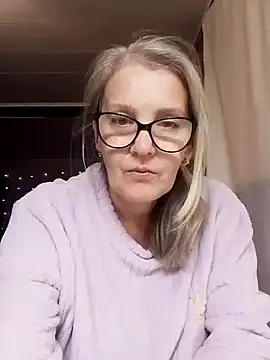 irinamaux online show from 11-01-25, 06:13