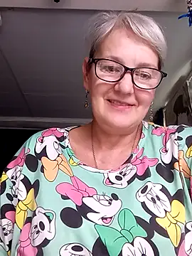 Snapshot of irinamaux chatting on 06-02-26, 07:30 irinamaux online show from 06-02-26, 07:30