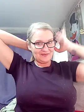 irinamaux online show from 02-24-26, 11:00