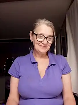 irinamaux online show from 10-30-25, 02:54