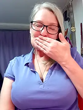 irinamaux online show from 02-22-26, 03:35