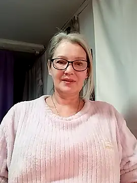 irinamaux online show from 02-12-26, 04:45