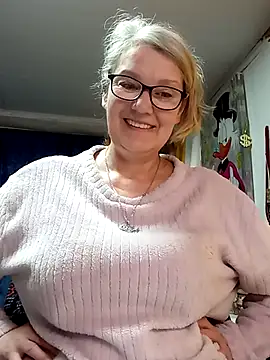 irinamaux online show from 04-10-26, 04:30