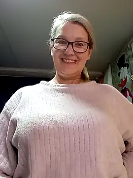 irinamaux online show from 04-04-26, 02:45