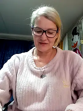 irinamaux online show from 04-11-26, 01:13