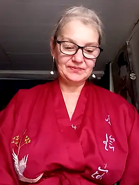 Snapshot of irinamaux chatting on 06-17-26, 06:46 irinamaux online show from 06-17-26, 06:46