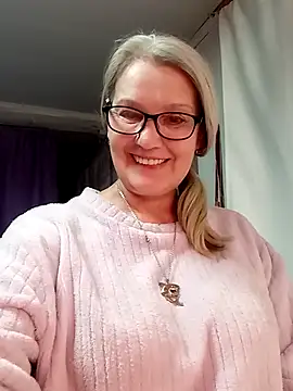 irinamaux online show from 02-08-26, 04:26