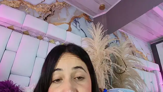 emily madrid online show from 11-23-25, 05:50