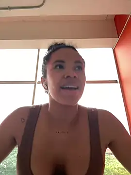 Brunettexio online show from 03-04-25, 10:05