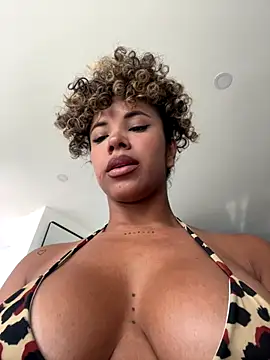 Brunettexio online show from 11-09-25, 08:35