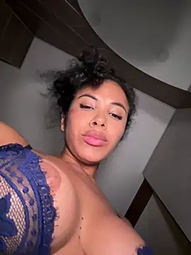 Brunettexio online show from 02-13-25, 05:37