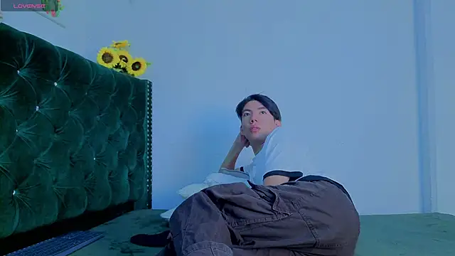 Levii Ackermann online show from 03-16-26, 02:21