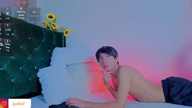 Levii Ackermann online show from 02-25-26, 03:12