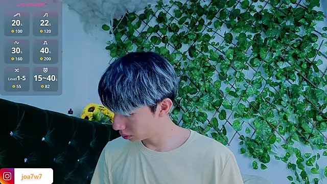 Levii Ackermann online show from 11-25-25, 02:28