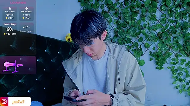 Levii Ackermann online show from 12-01-25, 02:29