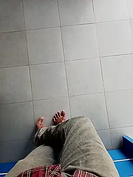 Snapshot of mr_slim_body chatting on 01-18-26, 06:28 mr slim body online show from 01-18-26, 06:28