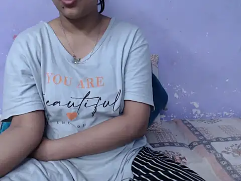 Freya nia online show from 11-12-25, 01:37