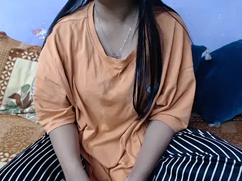 Freya nia online show from 11-20-25, 06:36