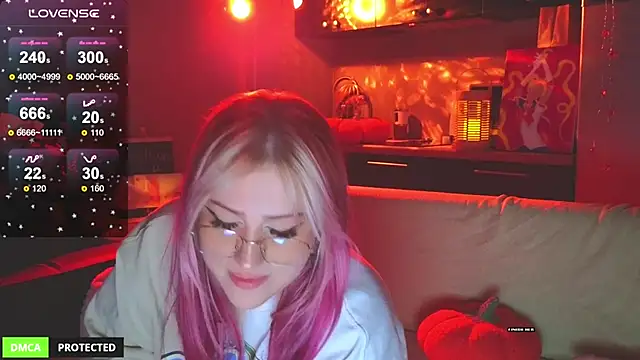 princess sofiee online show from 10-18-25, 01:18