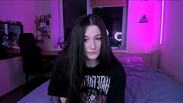 nostripchat online show from 11-18-25, 04:10