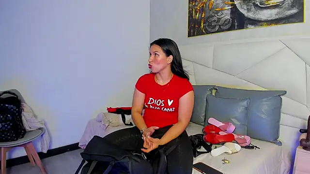 Sofi Perez  online show from 12-02-25, 11:12