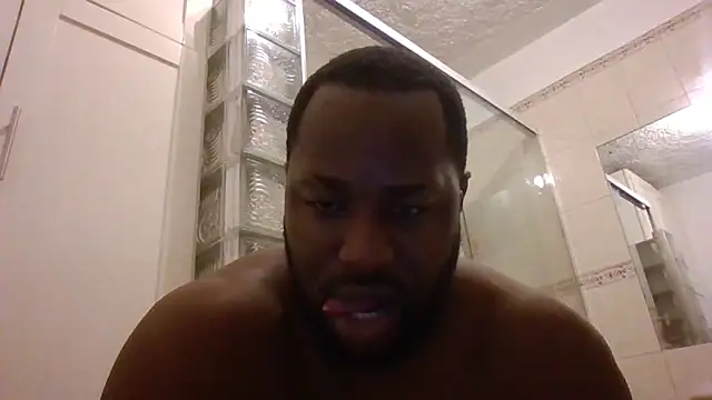 Bighood T online show from 04-30-26, 03:35