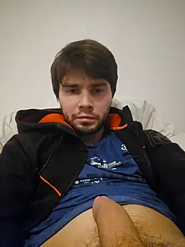 akat99611 online show from 02-01-25, 09:08