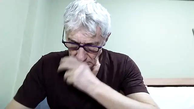 BIGUNCUTHARDCOCK online show from 11-26-25, 12:32